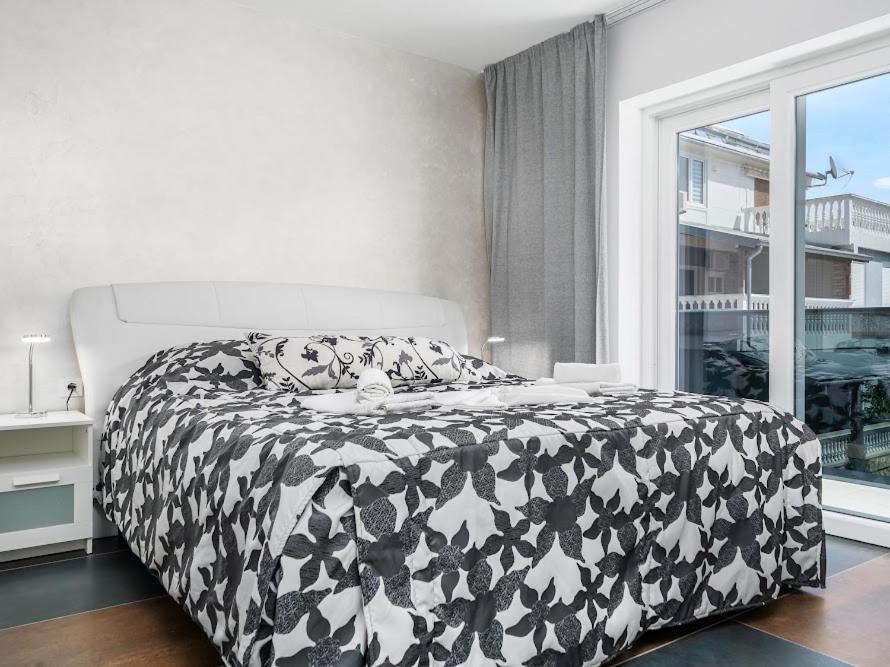 Luxury Apartments-La Dino Maky Vodice Szoba fotó