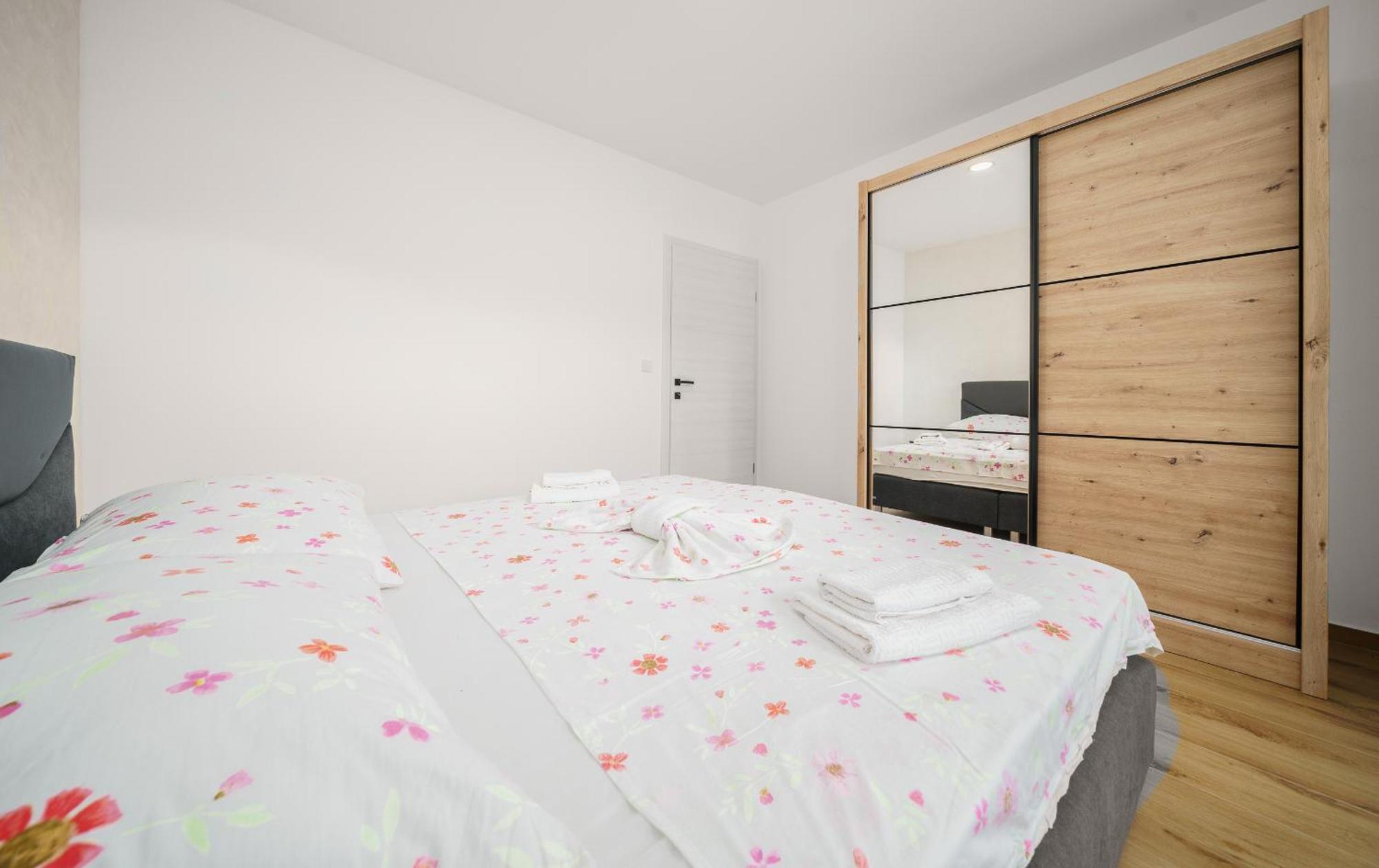 Luxury Apartments-La Dino Maky Vodice Szoba fotó